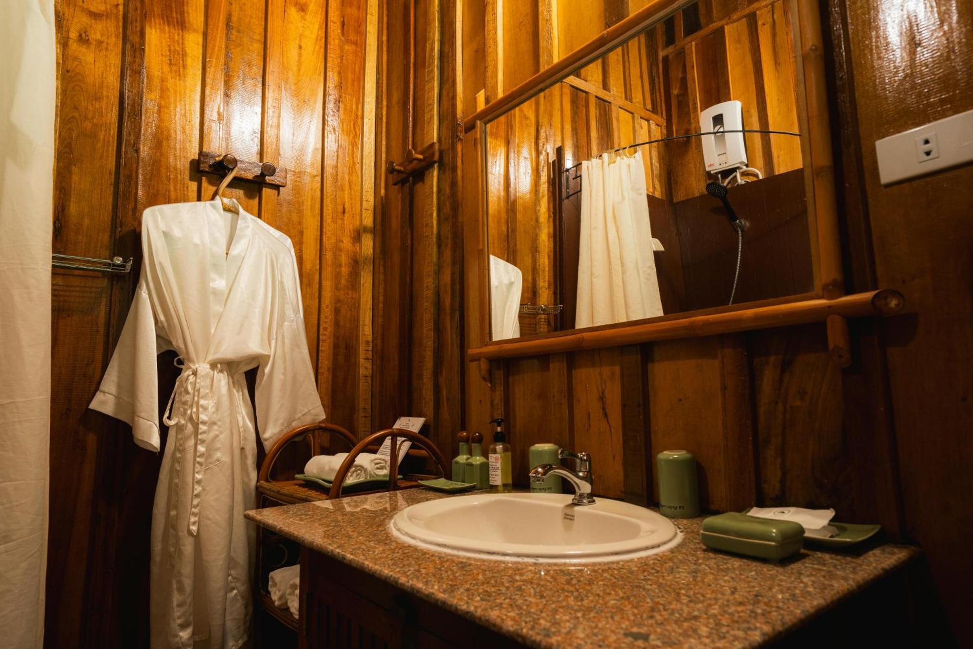 La Folie Lodge Champasak Luaran gambar