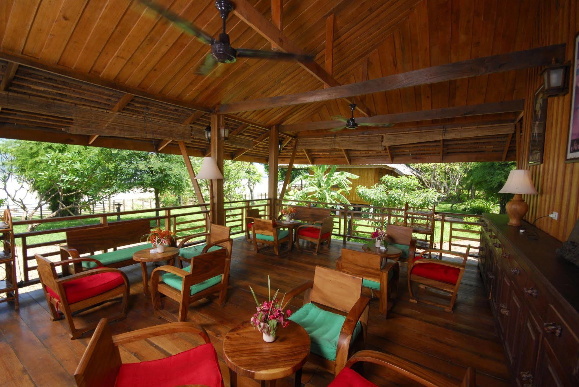 La Folie Lodge Champasak Luaran gambar